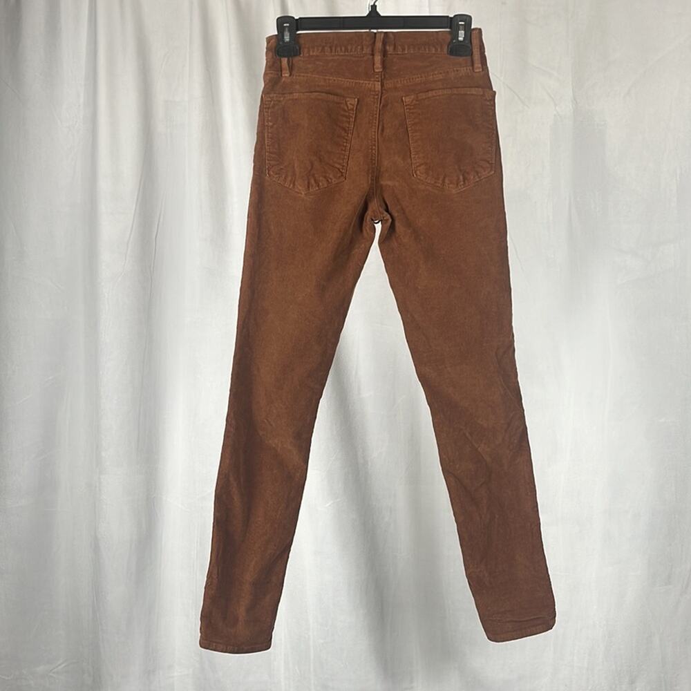 FRAME Revolve Le High Skinny Velvet Skinny Pants in Brown. - Picture 3 of 10